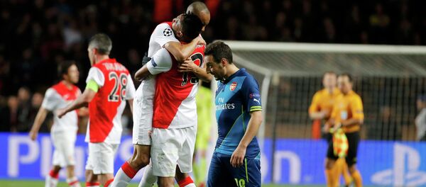 Монако празднует победу над Арсеналом - Sputnik Беларусь