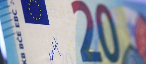 Подпись президента ЕЦБ Марио Драги на новой банкноте 20 евро - Sputnik Беларусь