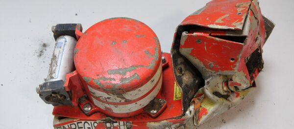 Бортовой самописец разбившегося авиалайнера А320 - Sputnik Беларусь