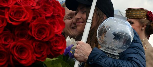 Дарья Домрачева в аэропорту Минска - Sputnik Беларусь