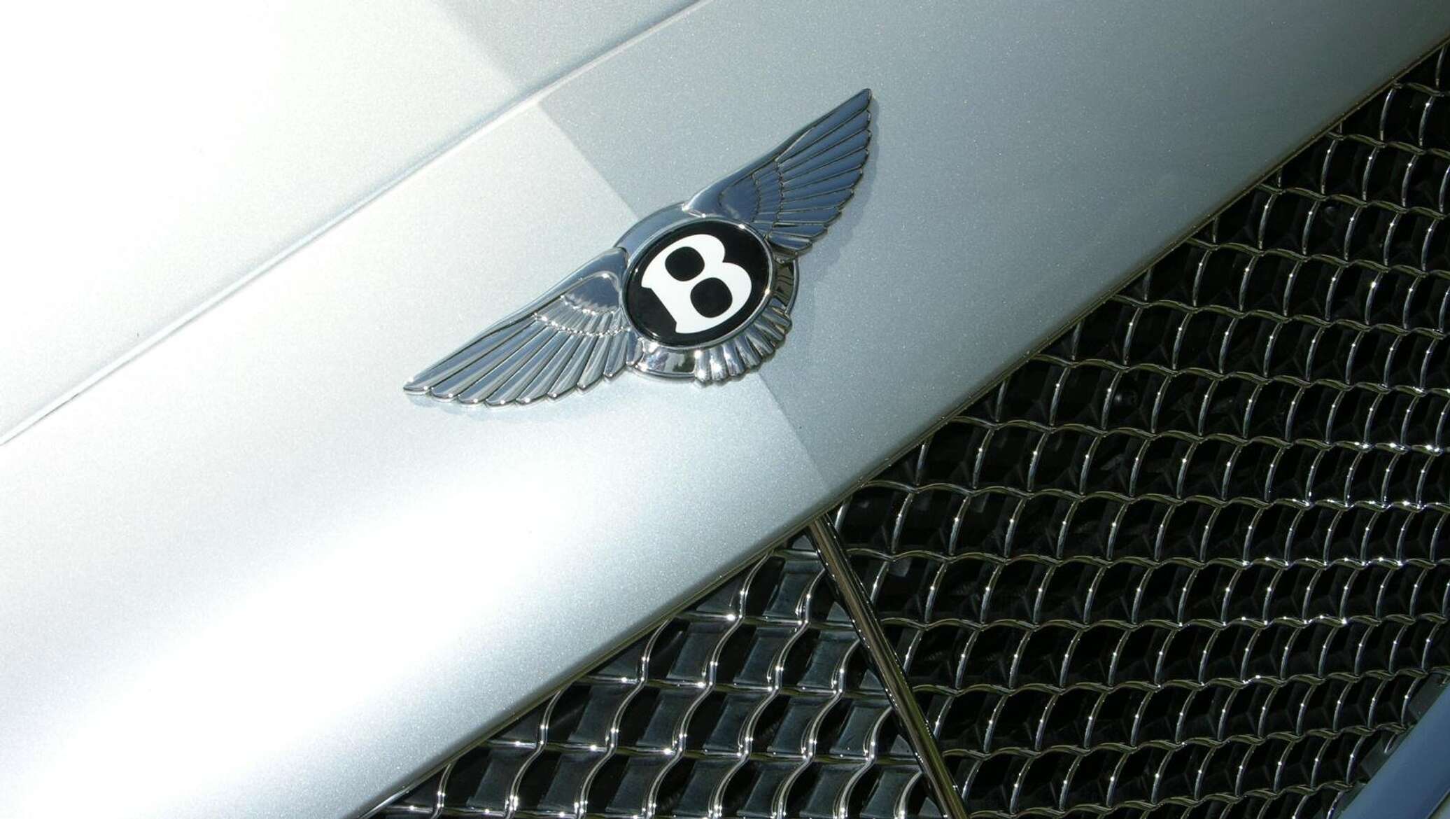 Bentley Continental скоро может появиться в белорусском конфискате -  09.04.2015, Sputnik Беларусь