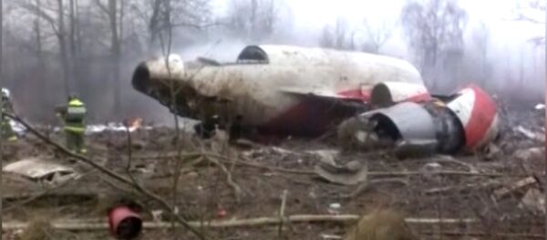 Пять лет со дня крушения Ту-154 президента Польши. Архивные кадры с места ЧП - Sputnik Беларусь