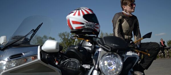 Мотоциклистка, архивное фото - Sputnik Беларусь