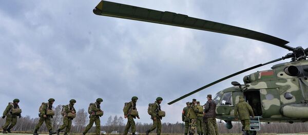 Совместные белорусско-российские учения, архивное фото Совместные белорусско-российские учения, архивное фото - Sputnik Беларусь