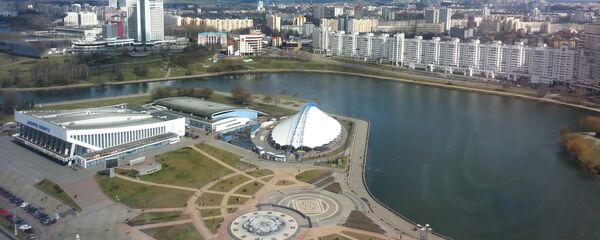 Дворец спорта в Минске, река Свислочь Дворец спорта в Минске, река Свислочь - Sputnik Беларусь