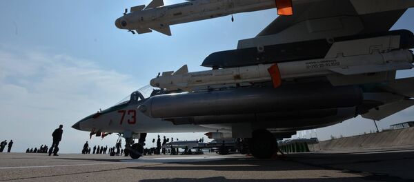 Як-130 способен нести до 3000 килограмм боевой нагрузки   - Sputnik Беларусь