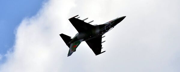 Як-130 в белорусском небе - Sputnik Беларусь