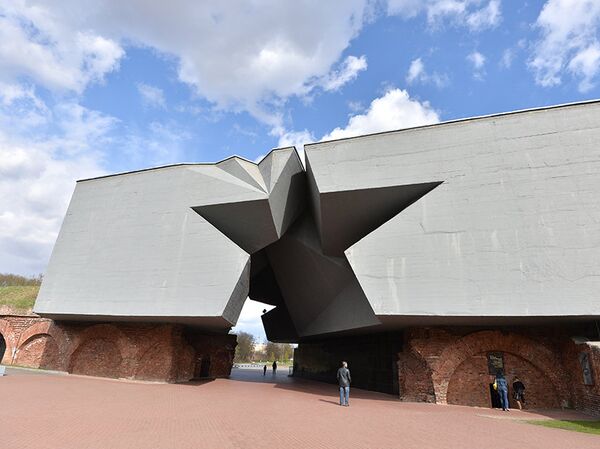 Монументальный главный вход - Sputnik Беларусь