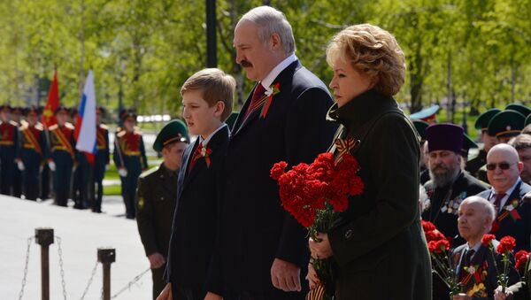 Церемония возложения цветов к Могиле Неизвестного солдата президентом Республики Беларусь А.Лукашенко - Sputnik Беларусь