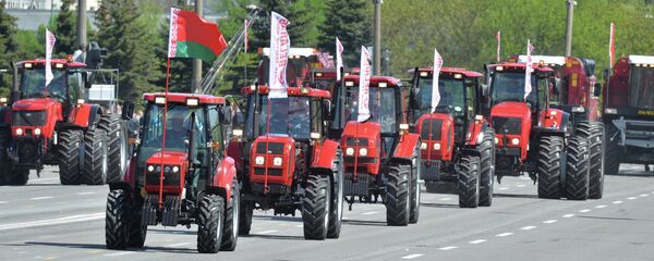 Тракторы Беларус, архивное фото - Sputnik Беларусь