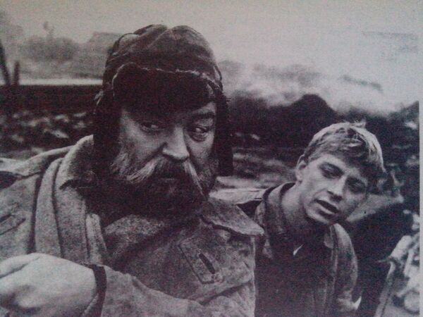 Кадр з фільму Цераз могілкі - Sputnik Беларусь