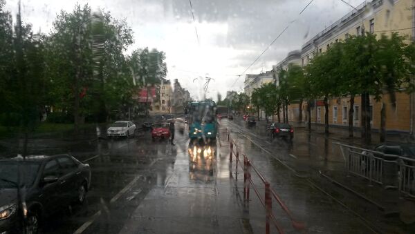 Дождь в Минске, архивное фото - Sputnik Беларусь