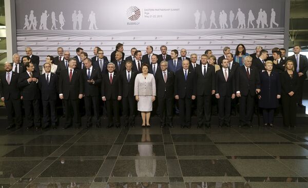 Фото участников саммита в Риге - Sputnik Беларусь