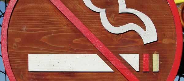 Табличка, запрещающая курение Табличка, запрещающая курение - Sputnik Беларусь