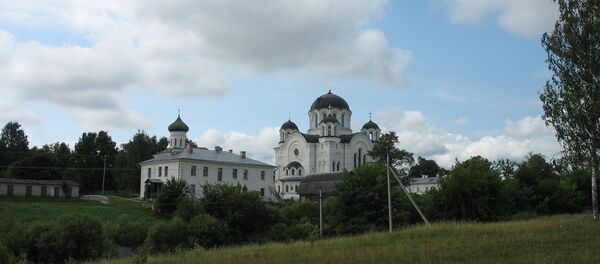 Спаса-Еўфрасіньеўскі манастыр у Полацку Спаса-Еўфрасіньеўскі манастыр у Полацку - Sputnik Беларусь