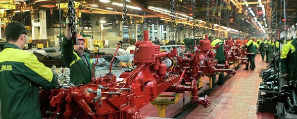 В цехе Минского тракторного завода - Sputnik Беларусь