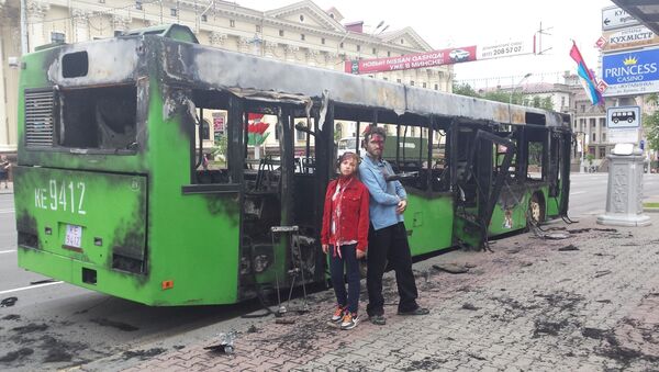 Во время съемок в Минске перекрывали проспект и сожгли один автобус. - Sputnik Беларусь