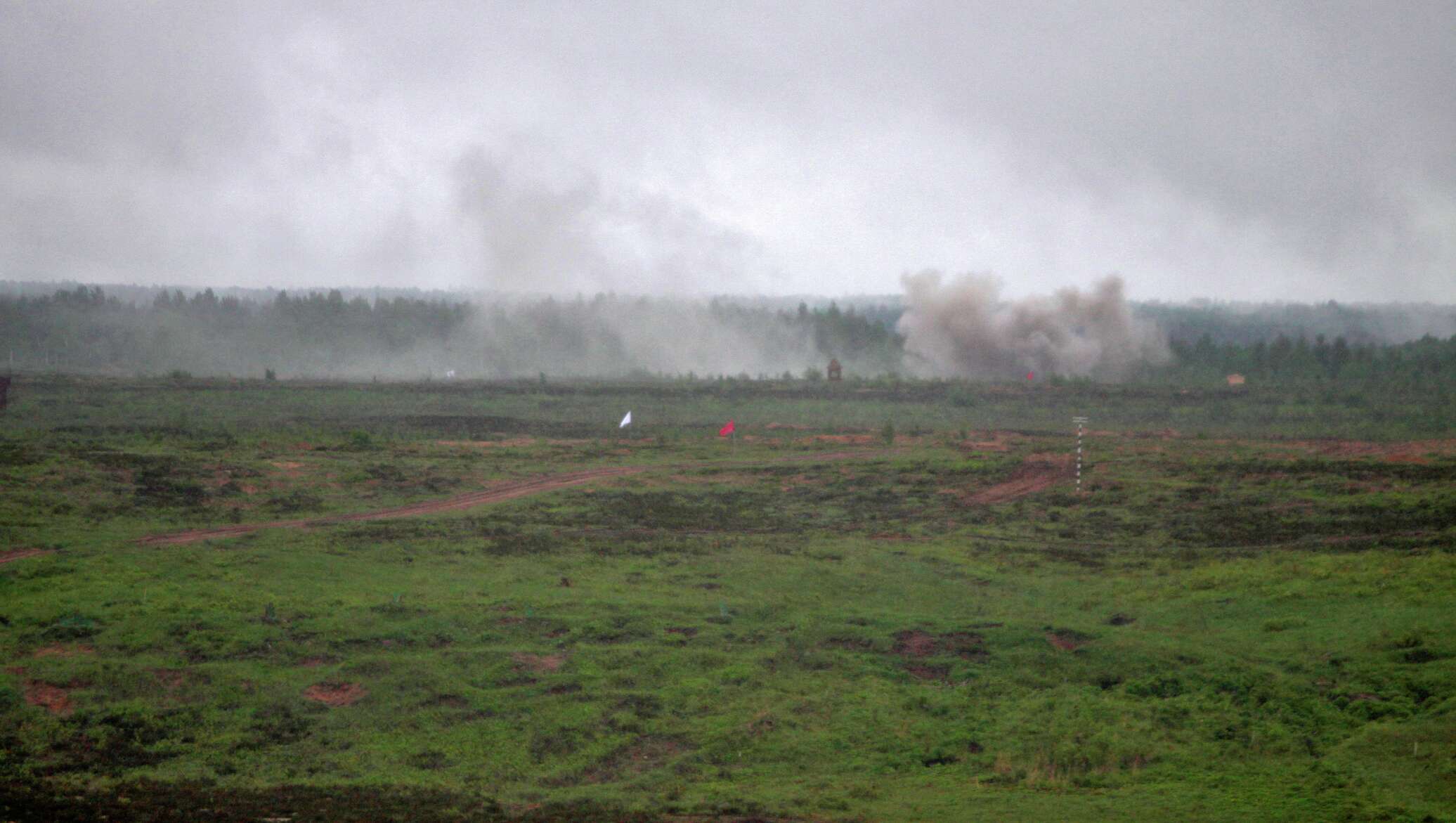 Фото военный полигон