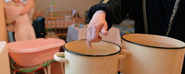 Сезонное отключение горячей воды Сезонное отключение горячей воды - Sputnik Беларусь