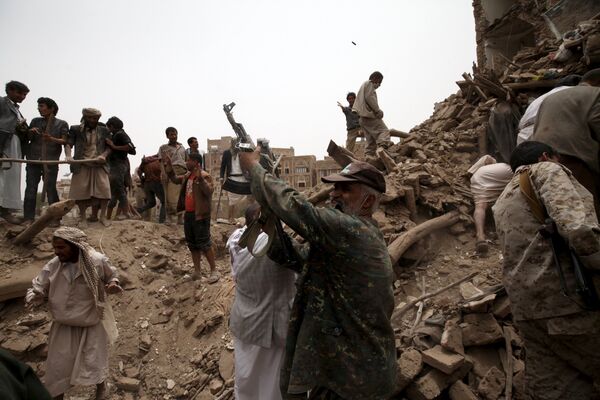 Разрушения в столице Йемене Сане - Sputnik Беларусь