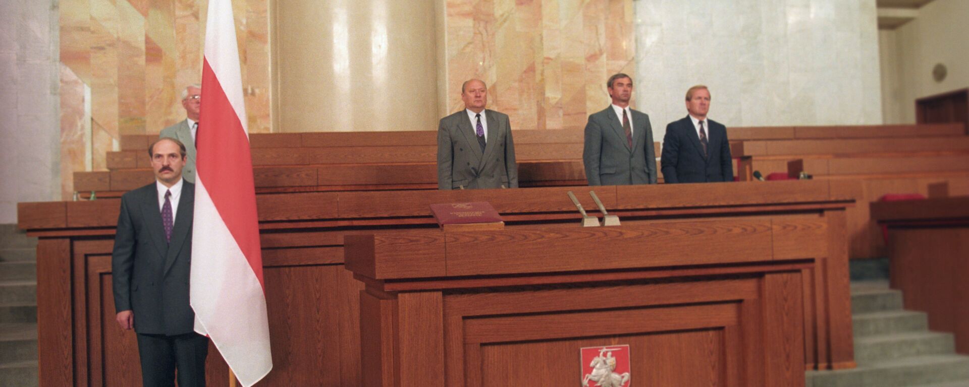 Церемония инаугурации первого президента Республики Беларусь Александра Лукашенко, 20 июля 1994 года - Sputnik Беларусь, 1920, 23.06.2020