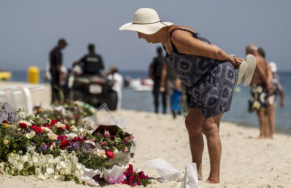 На месте теракта на пляже отеля в Тунисе - Sputnik Беларусь