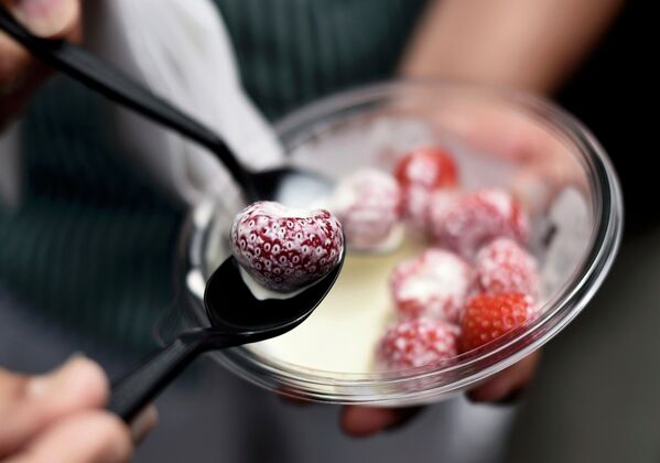 Клубника со сливками - Sputnik Беларусь