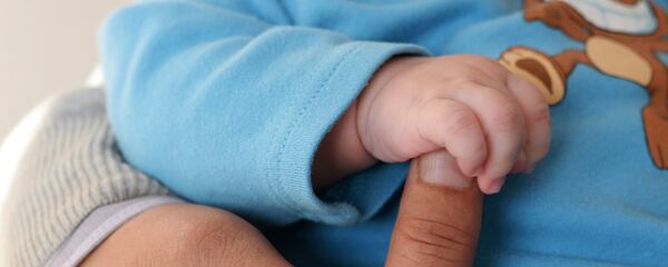 Родители с ребенком Родители с ребенком - Sputnik Беларусь