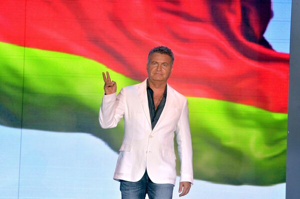 Леонид Агутин получил диплом за творческое воплощение идей дружбы народов СГ - Sputnik Беларусь