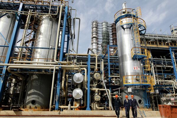 Новополоцкий нефтеперерабатывающий завод Нафтан Новополоцкий нефтеперерабатывающий завод Нафтан - Sputnik Беларусь
