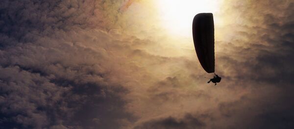 Полет парапланериста - Sputnik Беларусь