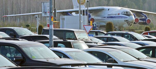 Самолет Ил-76 белорусской авиакомпании Трансавиаэкспорт в Национальном аэропорту Минск - Sputnik Беларусь