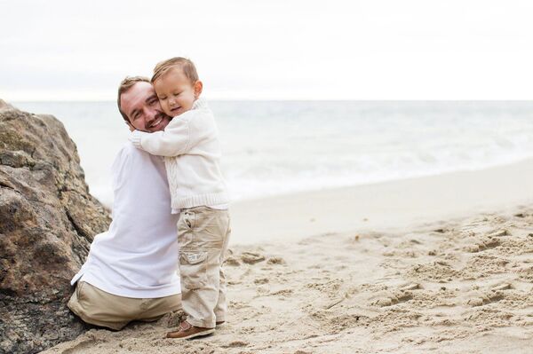 Ник Вуйчич с сыном - Sputnik Беларусь