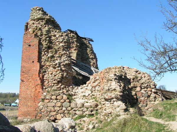 Руины Кревского замка Руины Кревского замка - Sputnik Беларусь