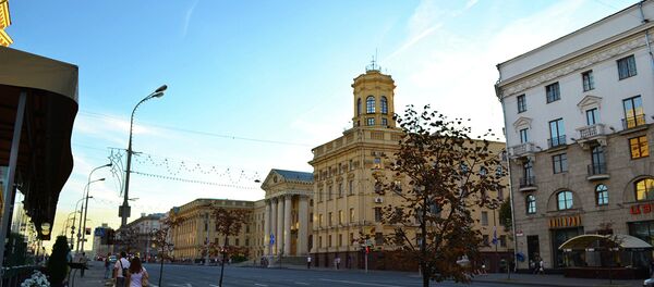 Куфэрак падарожжаў з Антонам Астаповічам Куфэрак падарожжаў з Антонам Астаповічам - Sputnik Беларусь