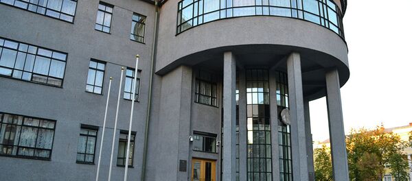 Куфэрак падарожжаў з Антонам Астаповічам - Sputnik Беларусь