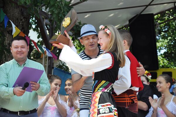 Фестиваль Болгарская роза Фестиваль Болгарская роза - Sputnik Беларусь