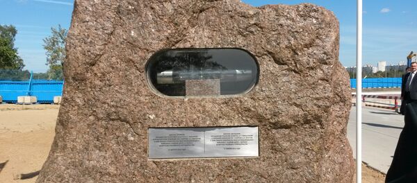 Капсула на месте строительства Газпромцентра в Минске Капсула на месте строительства Газпромцентра в Минске - Sputnik Беларусь