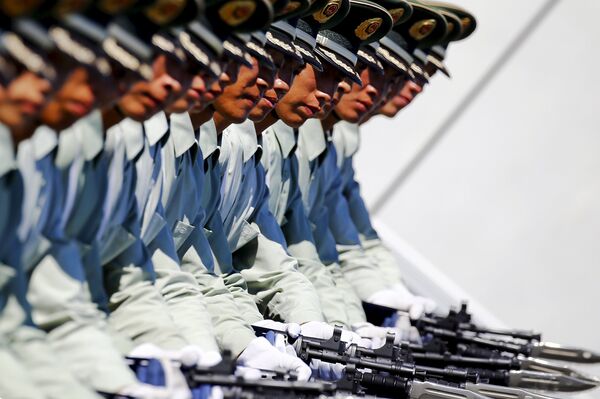 Солдаты Народно-освободительной армии Китая на репетиции парада - Sputnik Беларусь