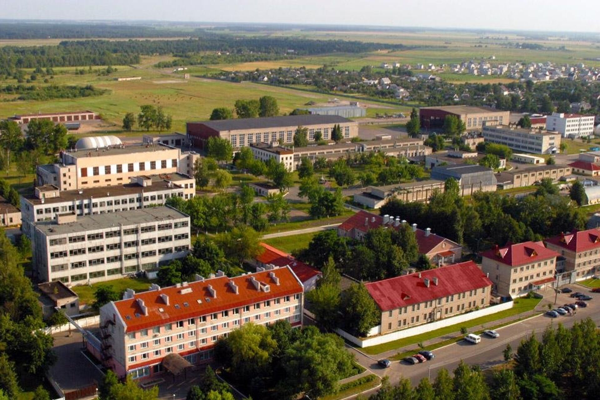 ОАО 558 АРЗ в Барановичах - Sputnik Беларусь, 1920, 15.06.2023