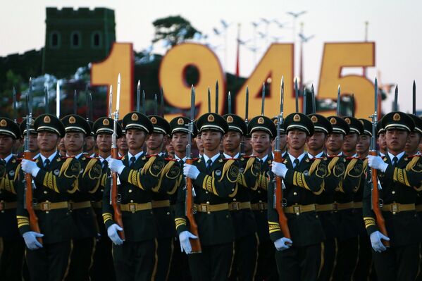 Парад в Пекине по случаю 70-летия окончания Второй мировой войны - Sputnik Беларусь