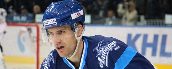 Нападающий ХК Динамо-Минск Шарль Лингле Нападающий ХК Динамо-Минск Шарль Лингле - Sputnik Беларусь