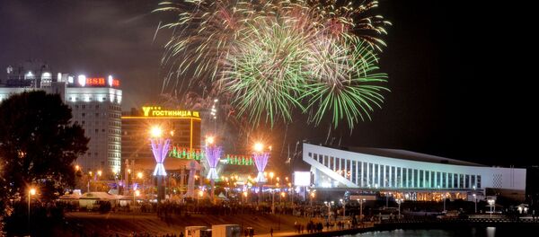 Кульминация Дня города - салют над Минском. - Sputnik Беларусь