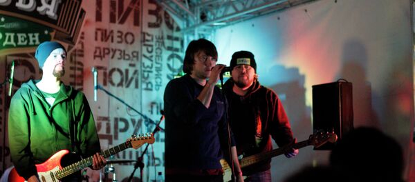 Выступленне Nizkiz на фестылвалі Рок па вакацыях Выступленне Nizkiz на фестылвалі Рок па вакацыях - Sputnik Беларусь