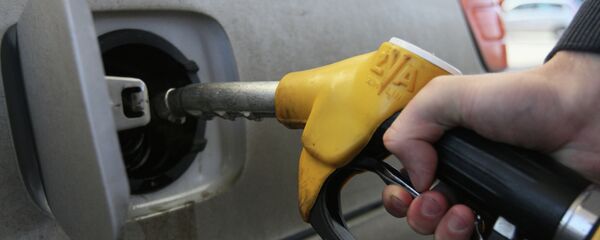 Заправка на АЗС. Архивное фото - Sputnik Беларусь