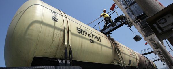 Праца базы нафтапрадуктаў Праца базы нафтапрадуктаў - Sputnik Беларусь