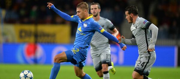 Максим Володько в игре против Ромы - Sputnik Беларусь