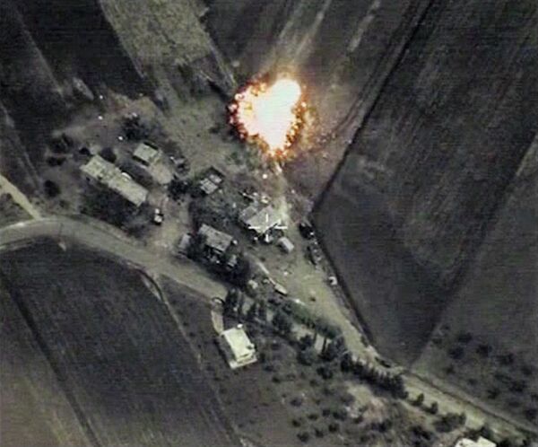 Боевая авиация РФ нанесла точечные удары по позициям ИГ в Сирии - Sputnik Беларусь