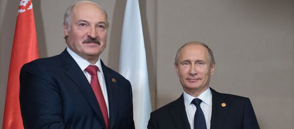 Александр Лукашенко и Владимир Путин на заседании Совета глав государств-участников СНГ - Sputnik Беларусь