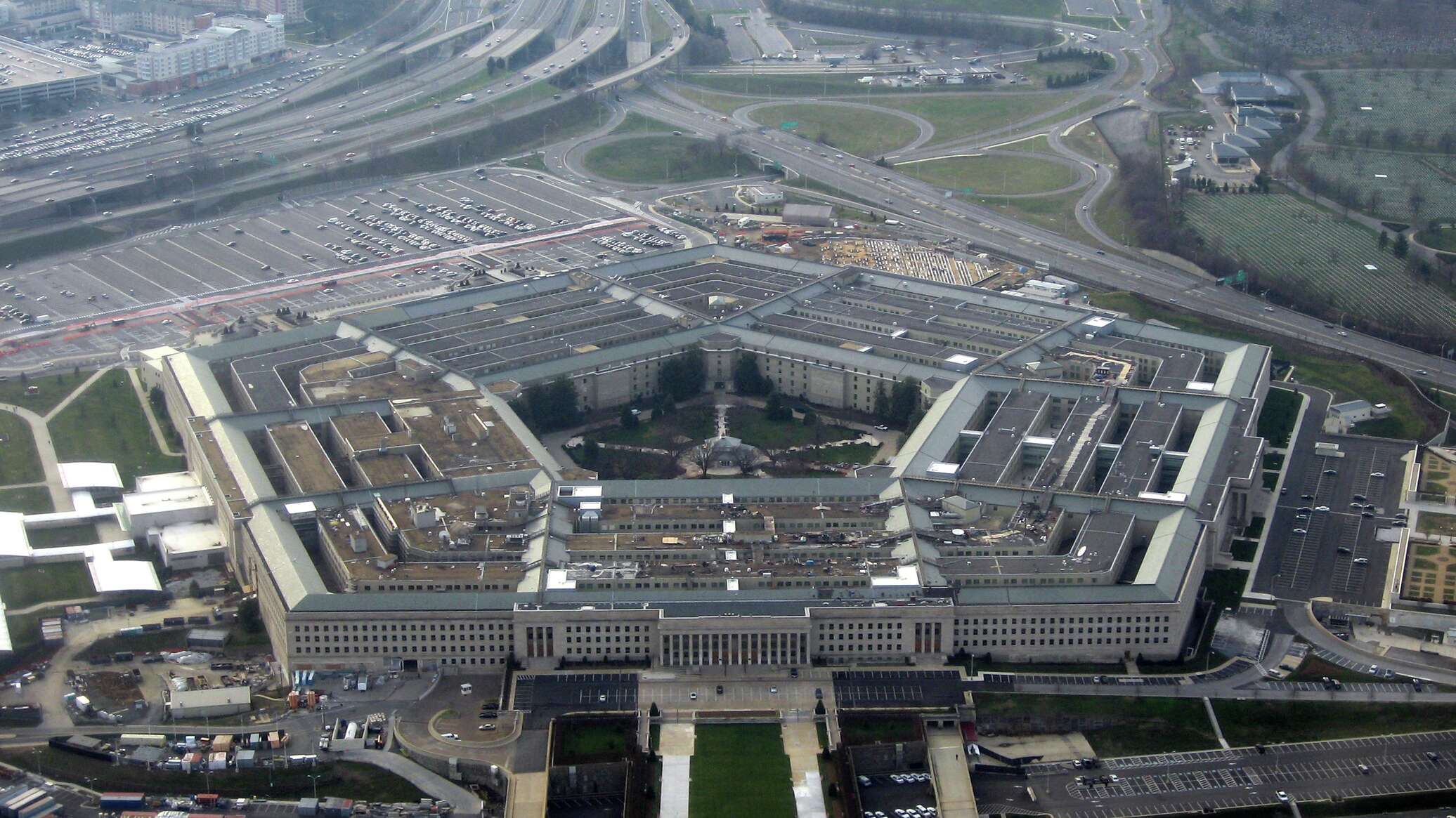 В РФ отреагировали на переименование минобороны США в министерство войны